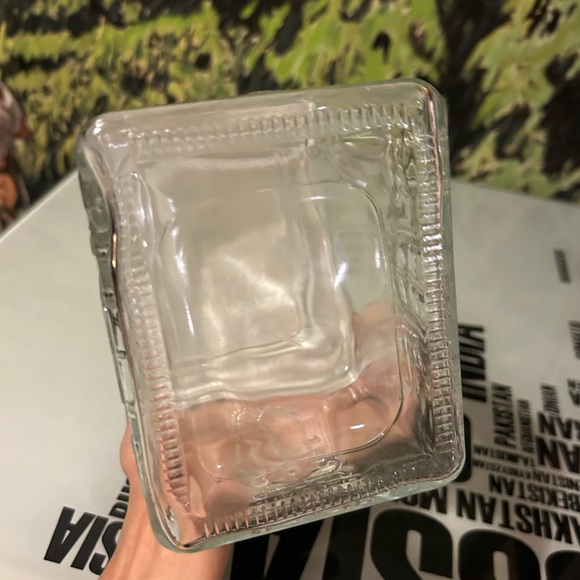 Glass container - Picture 7 of 7